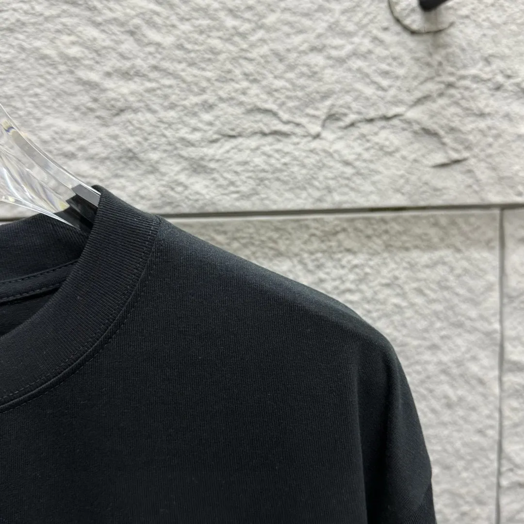 * *alexander 2025 New Arrival wang T Same Style ：Black White Size： S （90-130 ） M （120-150 ） L （140-165 ） XL （160-180 ） XXL （180 ）